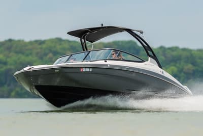 BOATZON | Yamaha Boats 212 Limited S 2019