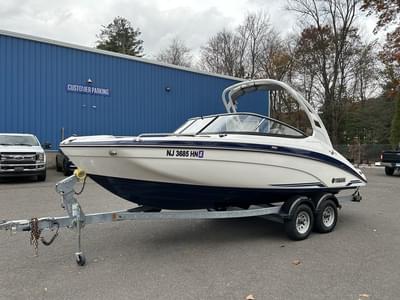BOATZON | Yamaha Boats 212 Limited S 2019