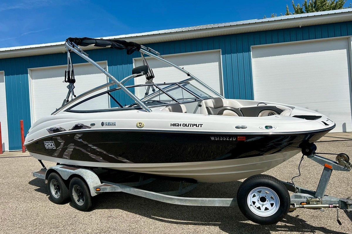 2008 Yamaha Boats 212X - Sold Boat