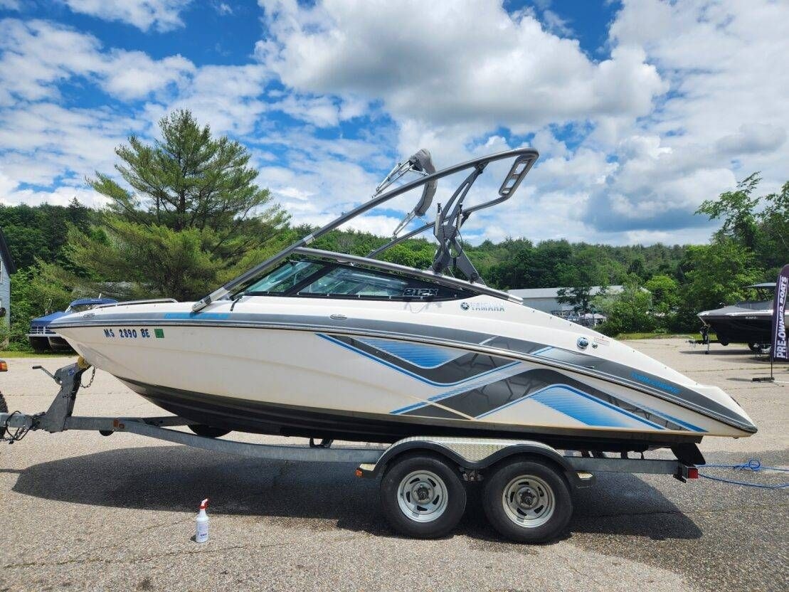 2015 Yamaha Boats 212X - Sold Boat