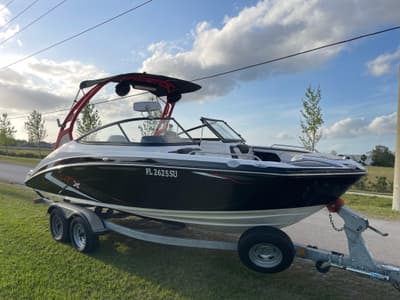 BOATZON | Yamaha Boats 212X 2018