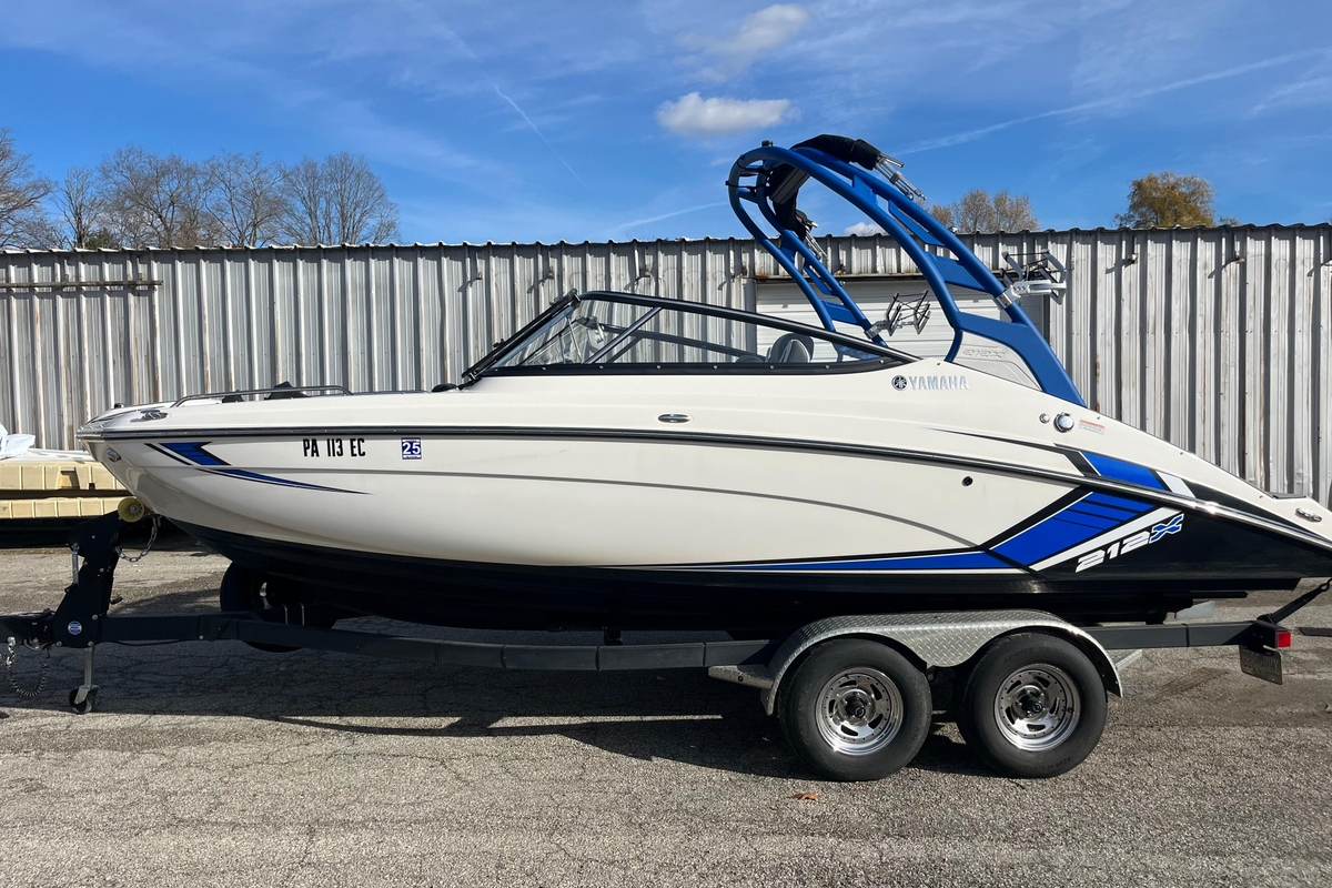 2019 Yamaha Boats 212X - Sold Boat