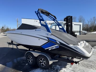 BOATZON | Yamaha Boats 212X 2019