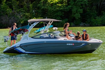 BOATZON | Yamaha Boats 212X 2019