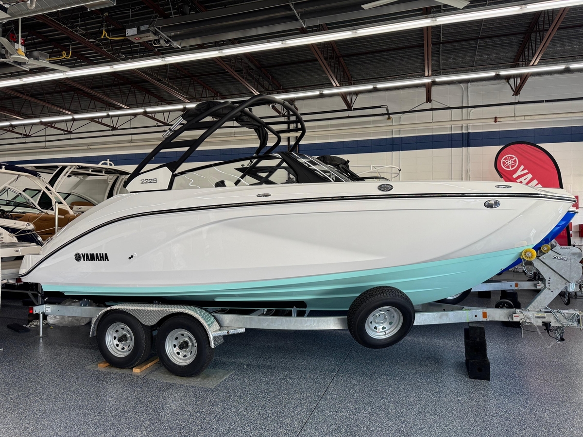 2025 Yamaha Boats 222S - Sold Boat