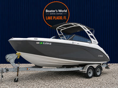 BOATZON | Yamaha Boats 222SD 2025