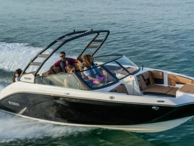 BOATZON | Yamaha Boats 222SD 2027