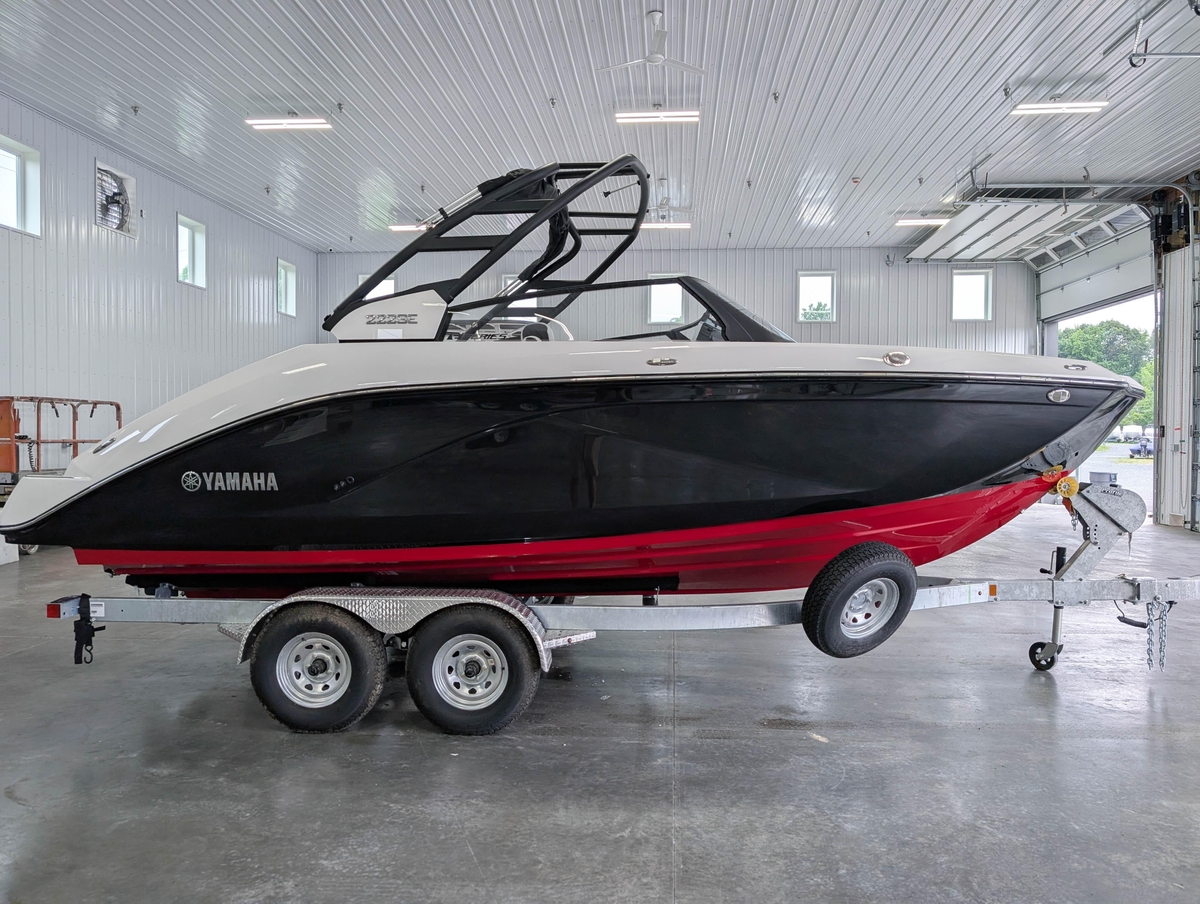 2025 Yamaha Boats 222SE - Sold Boat