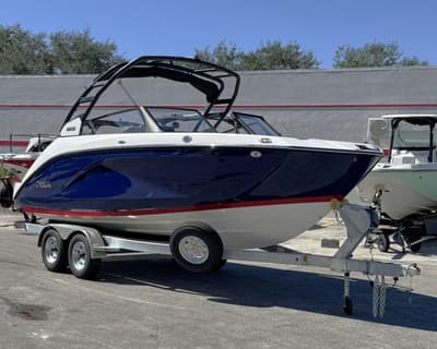 BOATZON | Yamaha Boats 222SE 2026 BOATZON | Yamaha Boats 222SE 2026