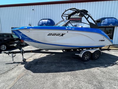 BOATZON | Yamaha Boats 222XD 2025