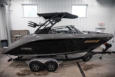BOATZON | Yamaha Boats 222XD 2025