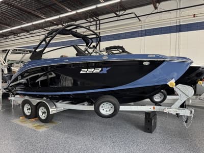 BOATZON | Yamaha Boats 222XE 2026