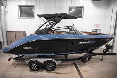 BOATZON | Yamaha Boats 222XE 2026