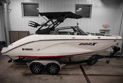 BOATZON | Yamaha Boats 222XE 2026