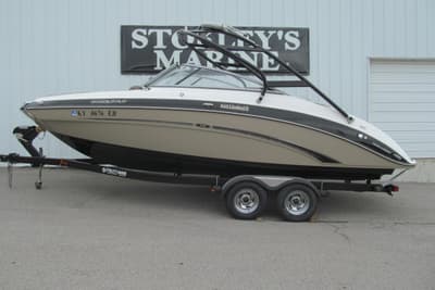 BOATZON | Yamaha Boats 242 Limited S 2013