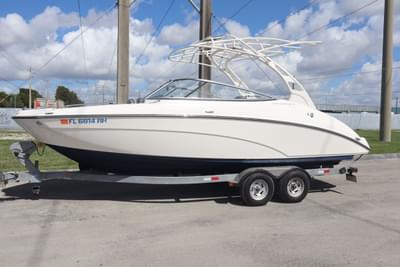 BOATZON | Yamaha Boats 242 Limited S 2017