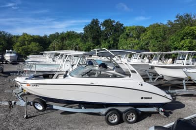 BOATZON | Yamaha Boats 242 Limited S ESeries 2017