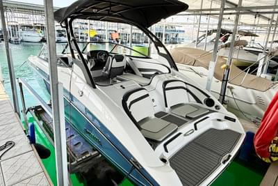 BOATZON | Yamaha Boats 242 Limited S ESeries 2018