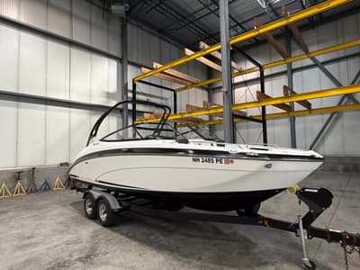 BOATZON | Yamaha Boats 242LTD S 2016