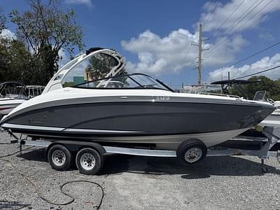 BOATZON | Yamaha Boats 242S 2020 BOATZON | Yamaha Boats 242S 2020