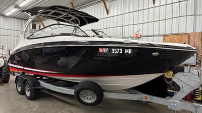 BOATZON | Yamaha Boats 242SE 2020