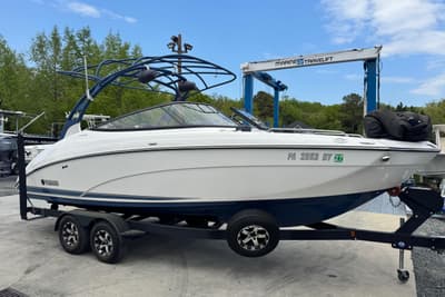 BOATZON | Yamaha Boats 242SE 2020 BOATZON | Yamaha Boats 242SE 2020