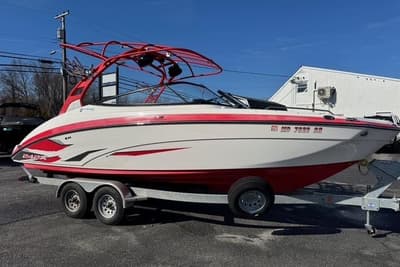 BOATZON | Yamaha Boats 242X ESeries 2020