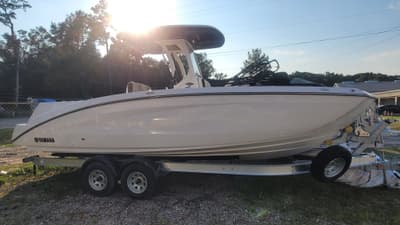 BOATZON | Yamaha Boats 252 FSH Sport 2025