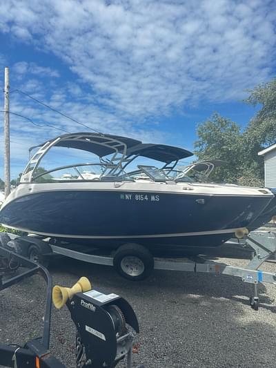 BOATZON | Yamaha Boats 252S 2021 BOATZON | Yamaha Boats 252S 2021