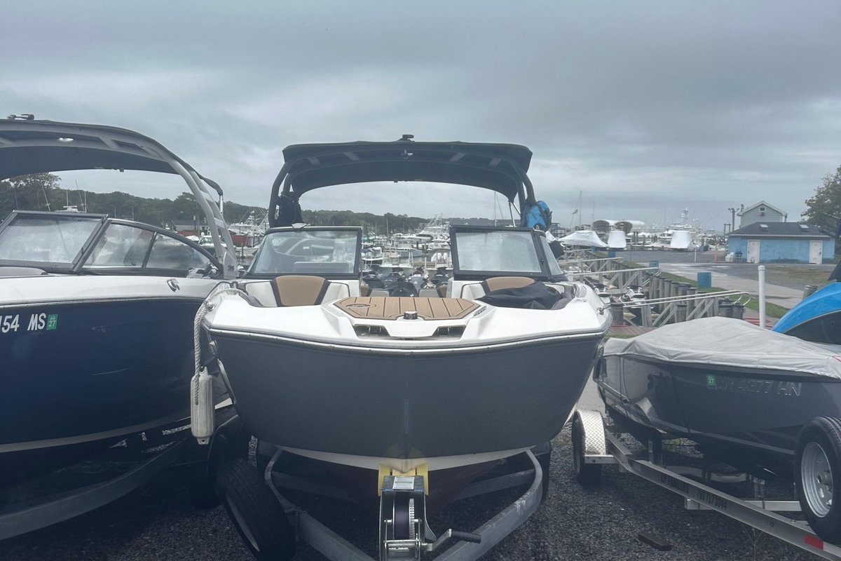 2021 Yamaha Boats 252S - Sold Boat