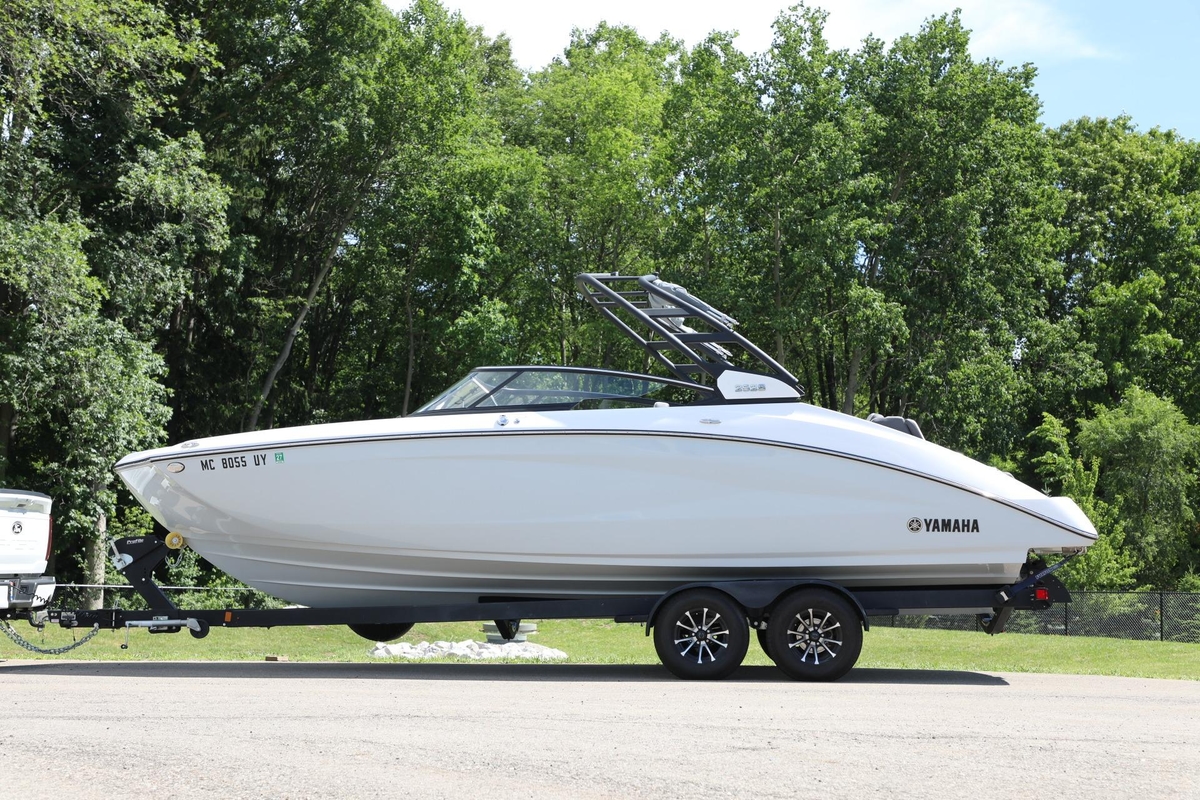 2023 Yamaha Boats 252S - Sold Boat