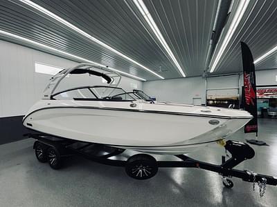 BOATZON | Yamaha Boats 252S 2025 BOATZON | Yamaha Boats 252S 2025