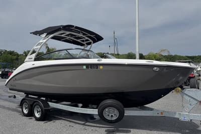 BOATZON | Yamaha Boats 252SD 2023 BOATZON | Yamaha Boats 252SD 2023