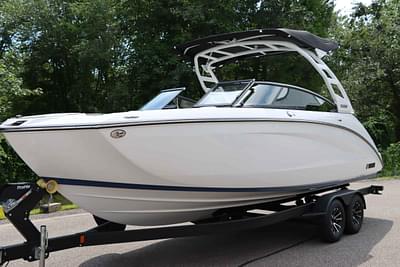 BOATZON | Yamaha Boats 252SD 2024