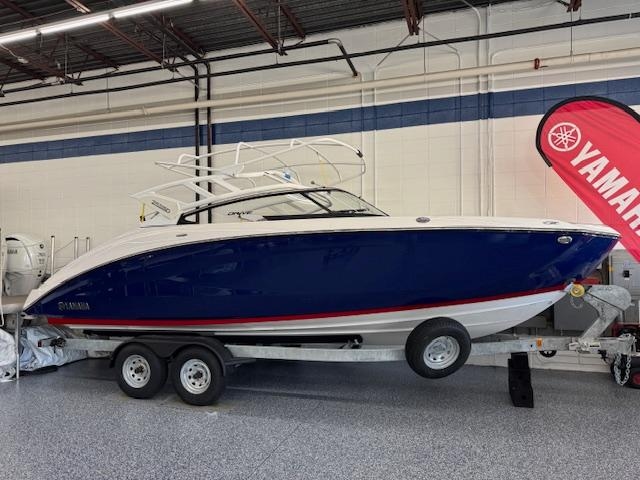 2025 Yamaha Boats 252SD - Sold Boat