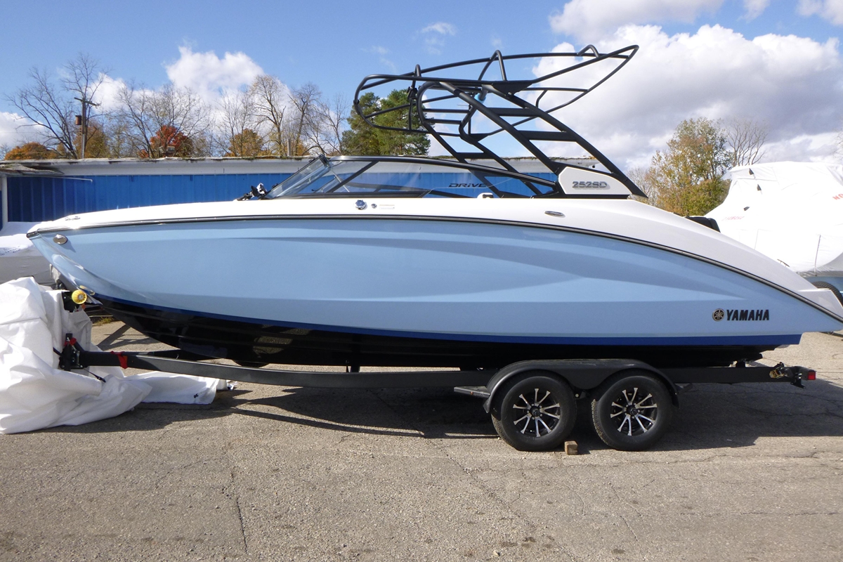 2026 Yamaha Boats 252SD - Sold Boat