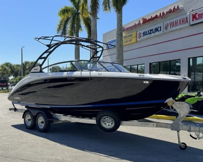 BOATZON | Yamaha Boats 252SD 2026 BOATZON | Yamaha Boats 252SD 2026