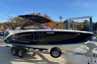 BOATZON | Yamaha Boats 252SE 2021