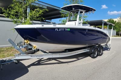 BOATZON | Yamaha Boats 255 FSH Sport E 2022
