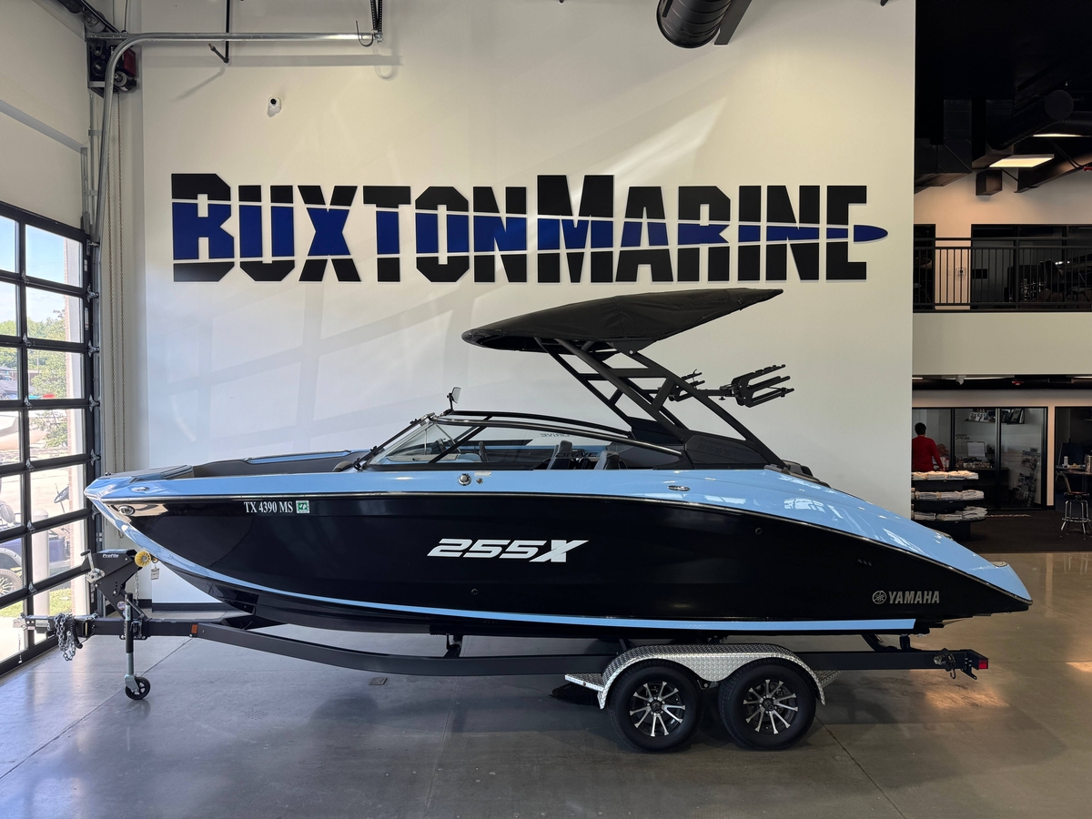 2025 Yamaha Boats 255 XD - Sold Boat