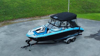 BOATZON | Yamaha Boats 255XD 2021