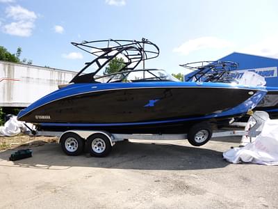 BOATZON | Yamaha Boats 255XD 2024 BOATZON | Yamaha Boats 255XD 2024