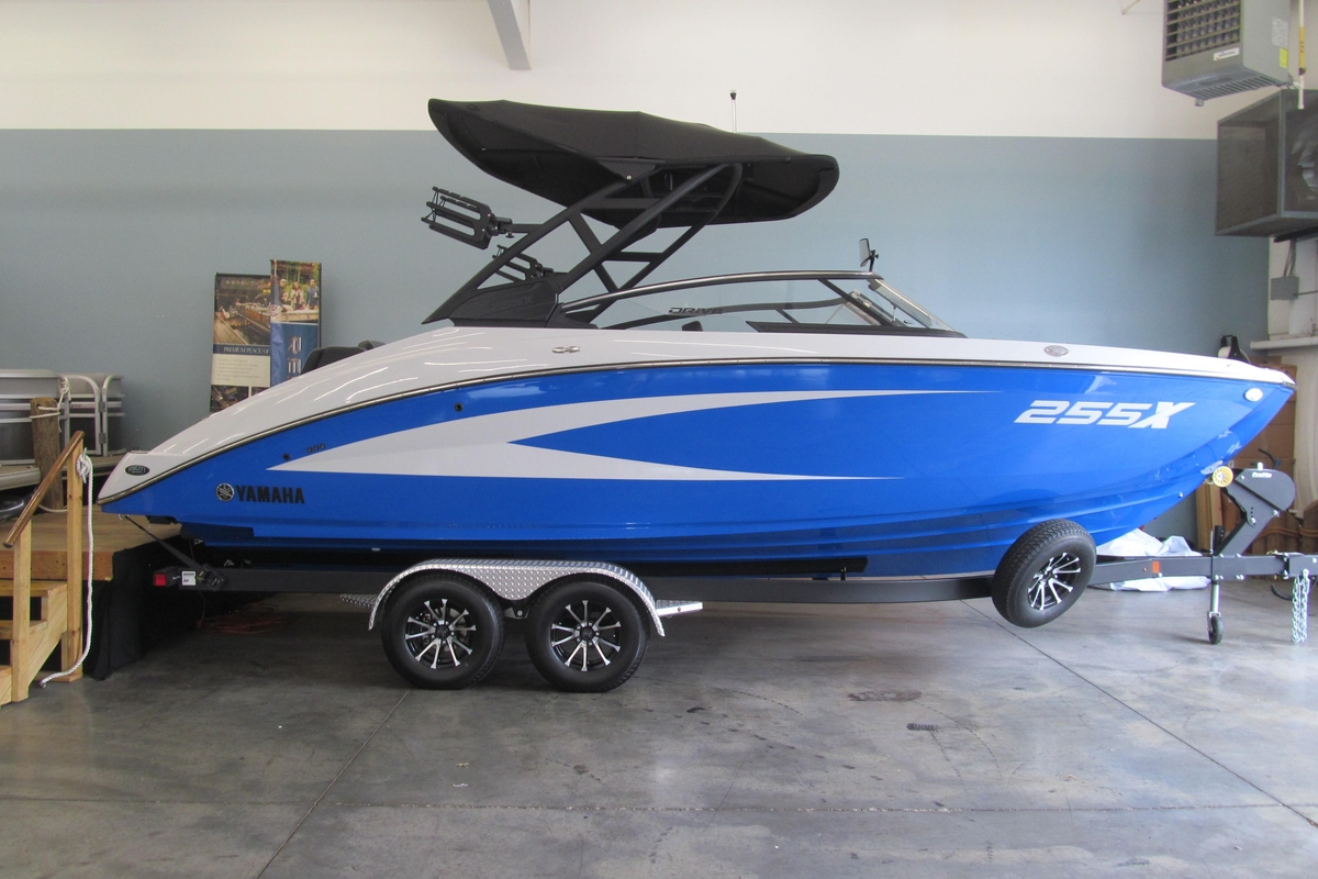 2025 Yamaha Boats 255XD - Sold Boat