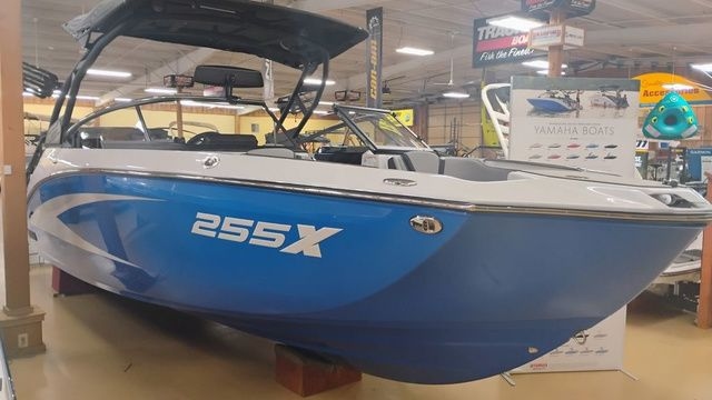 2025 Yamaha Boats 255XD - Sold Boat