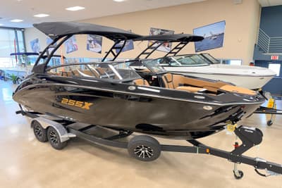 BOATZON | Yamaha Boats 255XD 2026
