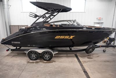 BOATZON | Yamaha Boats 255XD 2026 BOATZON | Yamaha Boats 255XD 2026