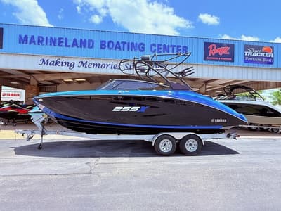 BOATZON | Yamaha Boats 255XD 2026
