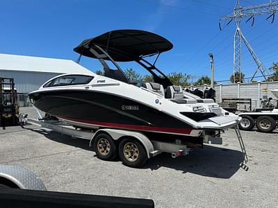 BOATZON | Yamaha Boats 275 SD 2020