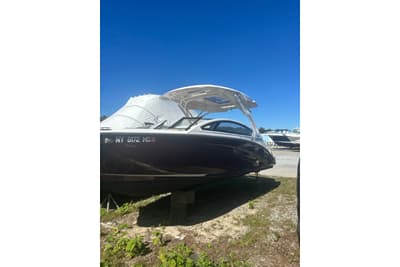 BOATZON | Yamaha Boats 275SD 2021