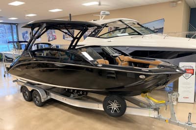 BOATZON | Yamaha Boats 275SD 2026